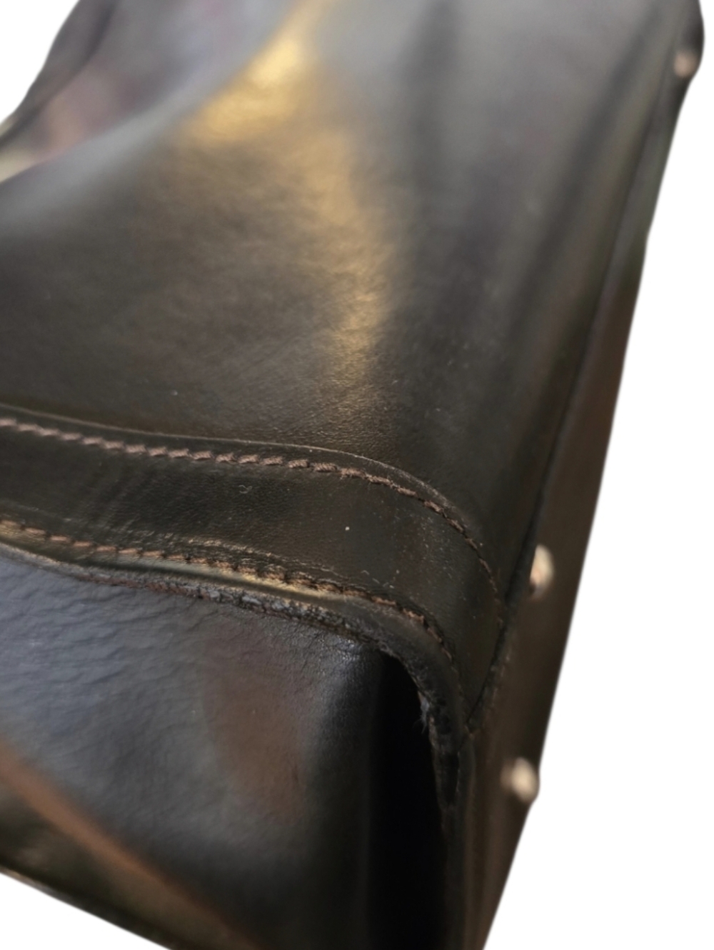 Dooney & Bourke Made In Italy Leather Crossbody/Tote In EUC - Picture 13 of 16